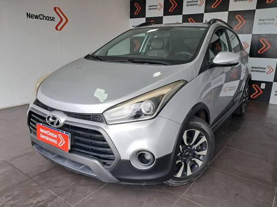 HYUNDAI HB20X 1.6 16V PREMIUM FLEX 4P AUTOMÁTICO